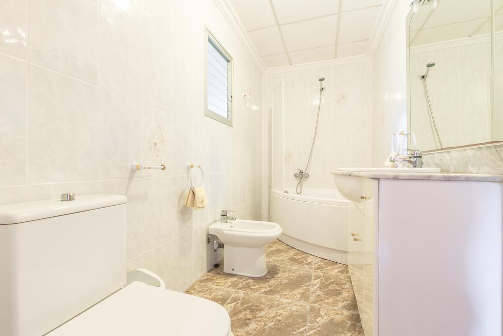 Chalet Falco With Private Pool And Garden Port de Alcudia  ภายนอก รูปภาพ