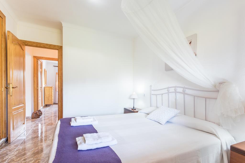 Chalet Falco With Private Pool And Garden Port de Alcudia  ภายนอก รูปภาพ